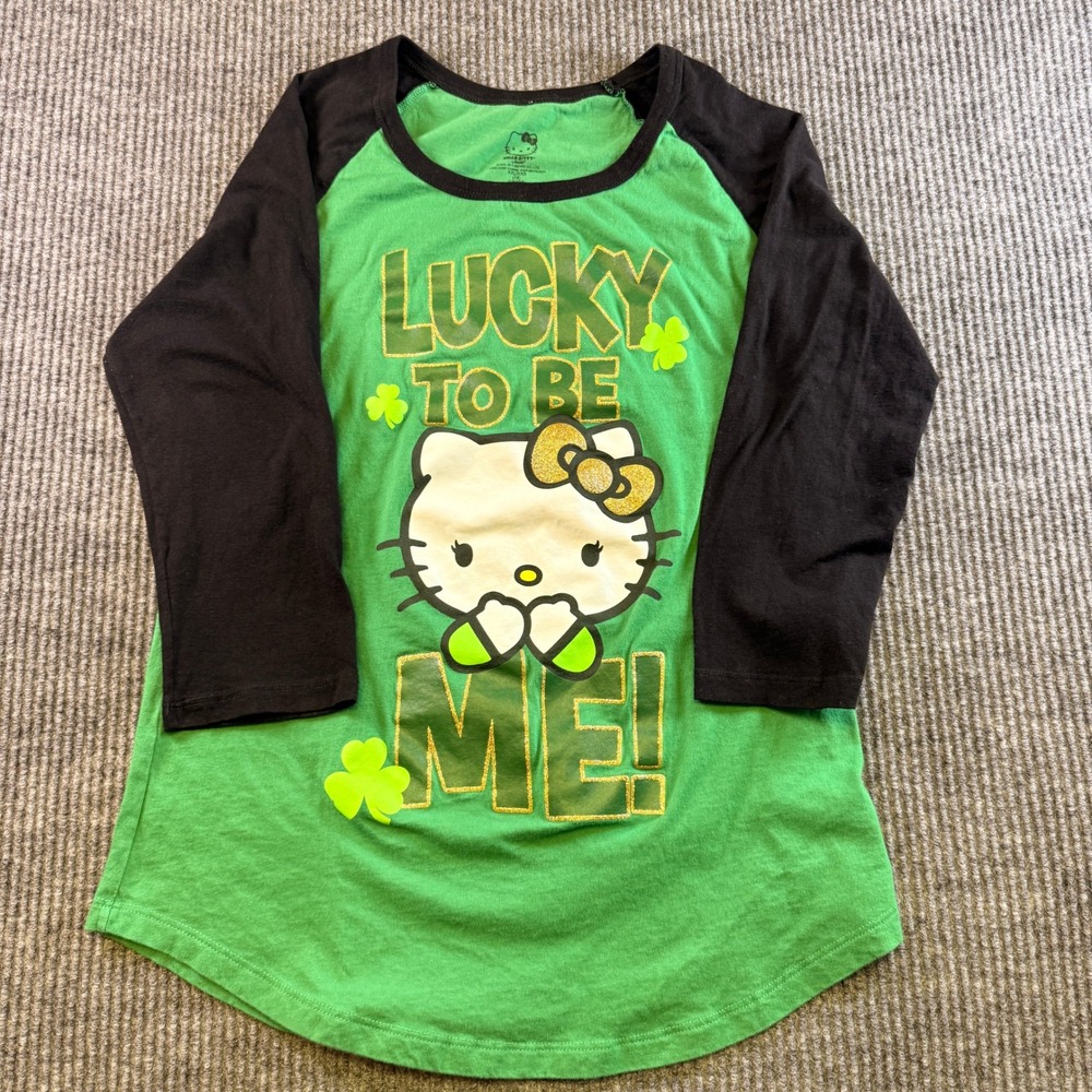 Hello Kitty Sanrio St Patricks Day Lucky To Be Me Raglan Tee Green Junior XXL 19